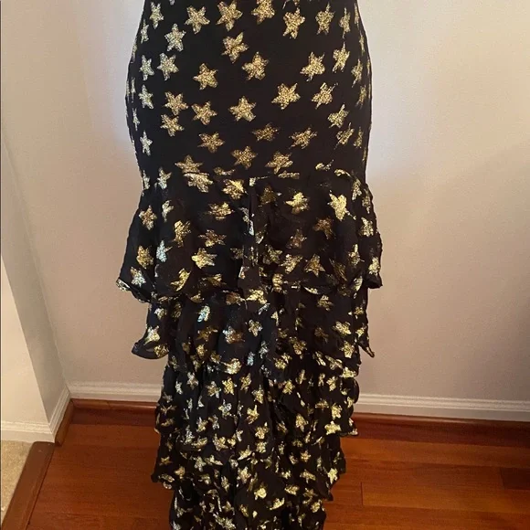 Nasty Gal NWT  petite metallic , tiered star print maxi dress size US-2 - Picture 4 of 13